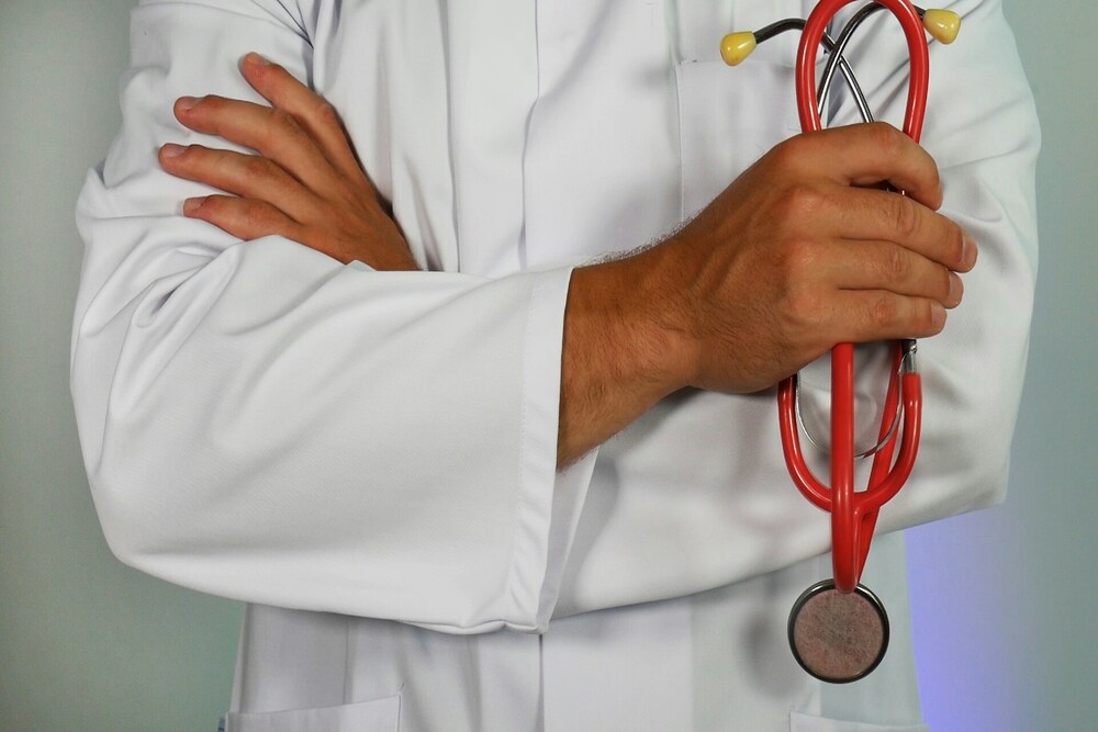 ¿Por qué se recomienda comprar un seguro de salud privado?